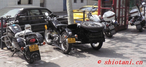 suzuki製の中国警察バイク